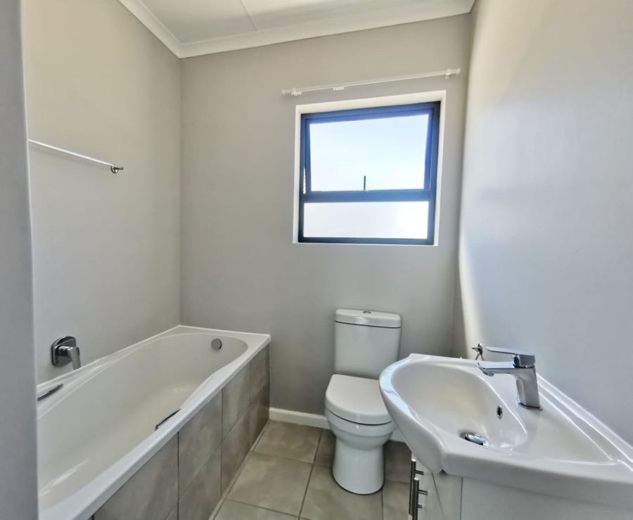 2 Bedroom Property for Sale in Pacaltsdorp Western Cape